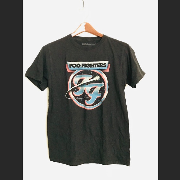 Band: Foo Fighters | FF Space Crest Logo | Black Concert T-shirt Size small - Picture 1 of 4